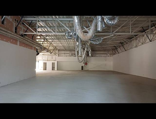 BUSINESS PROPERTY TO RENT IN HIGHVELD